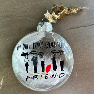 Friends (TV show) Christmas ornament | keepsake | gifts | Matthew Perry